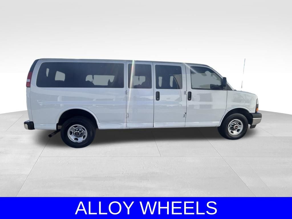 Used 2020 GMC Savana 3500 LT w/ LT Preferred Equipment Group image 3
