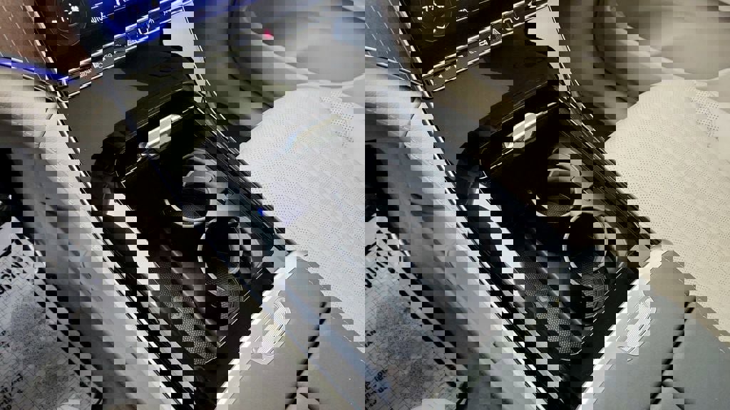 Used 2023 Mercedes-Benz EQS 450+ 4MATIC SUV image 16