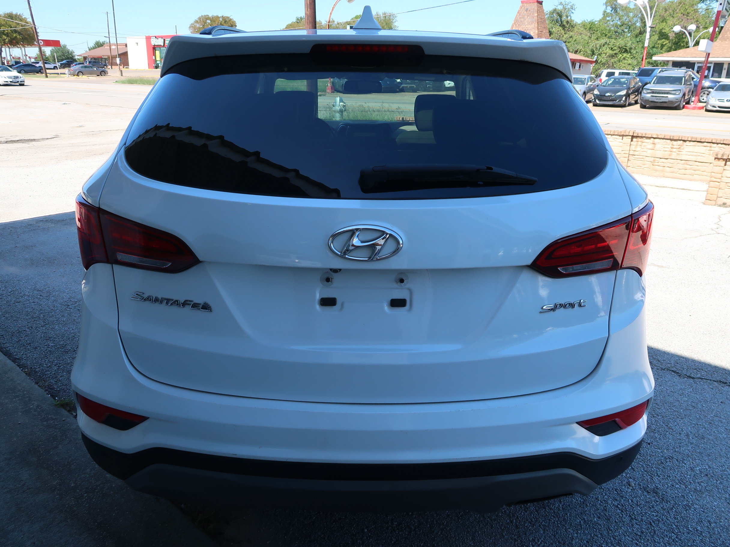 Used 2018 Hyundai Santa Fe Sport w/ 2.4L Tech Package 04 FWD image 10