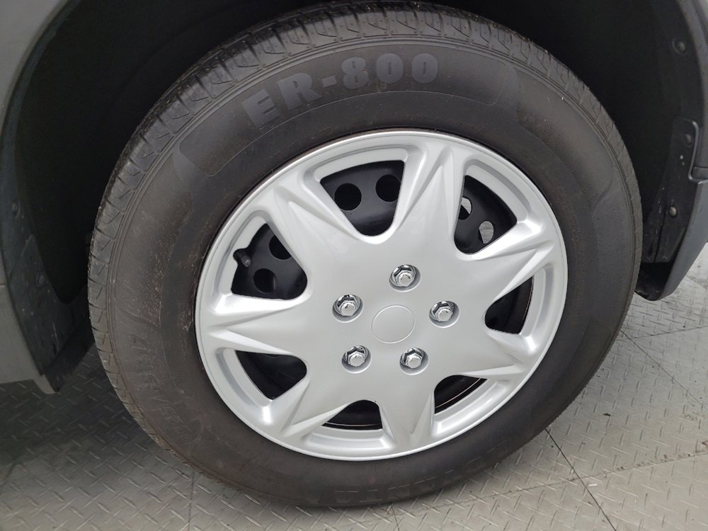 Used 2016 Nissan Rogue S w/ Appearance Package image 31