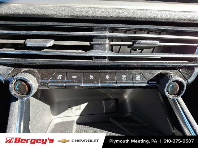 Certified 2025 Chevrolet Traverse LT image 25