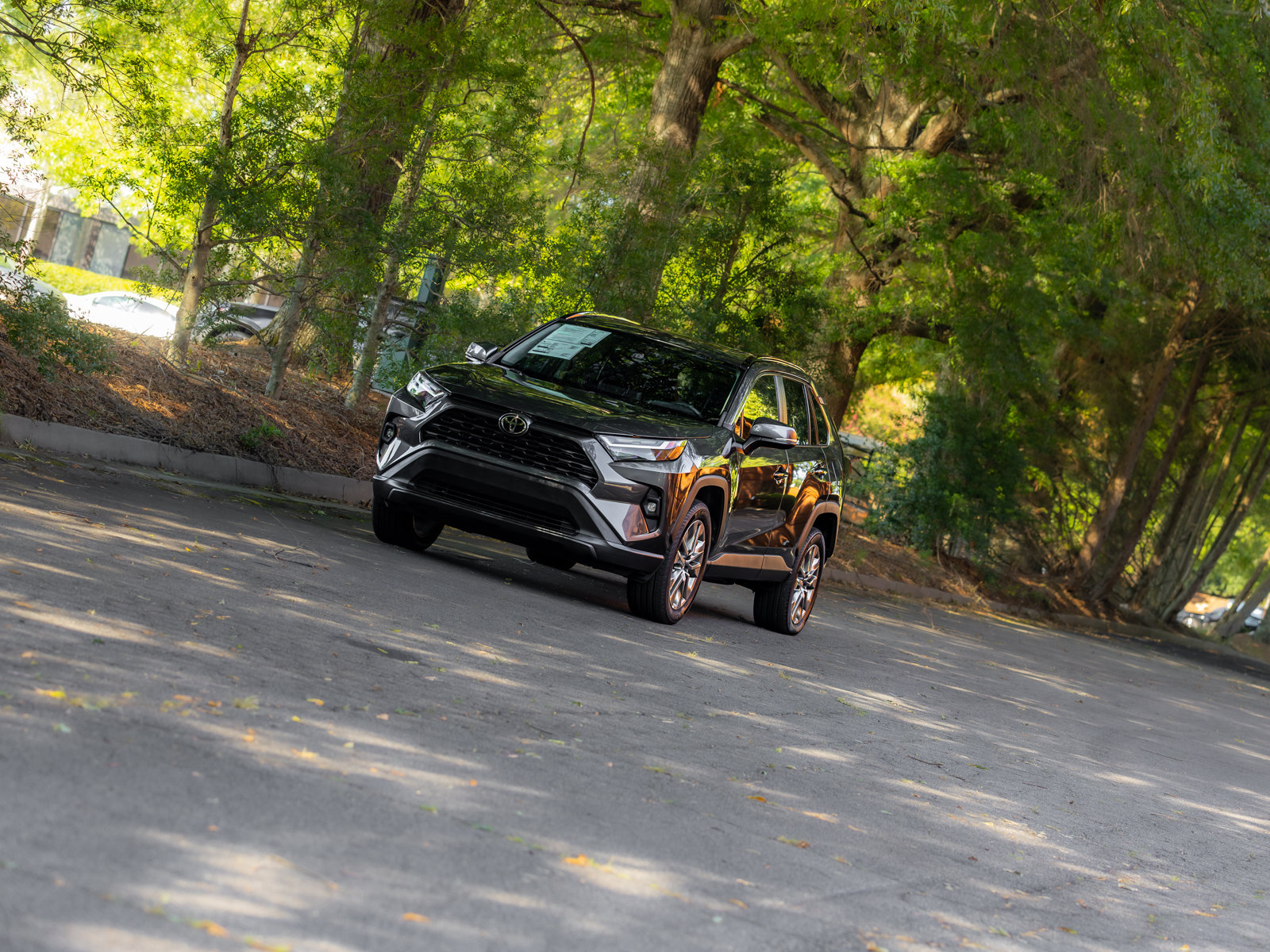Used 2023 Toyota RAV4 XLE Premium FWD image 46