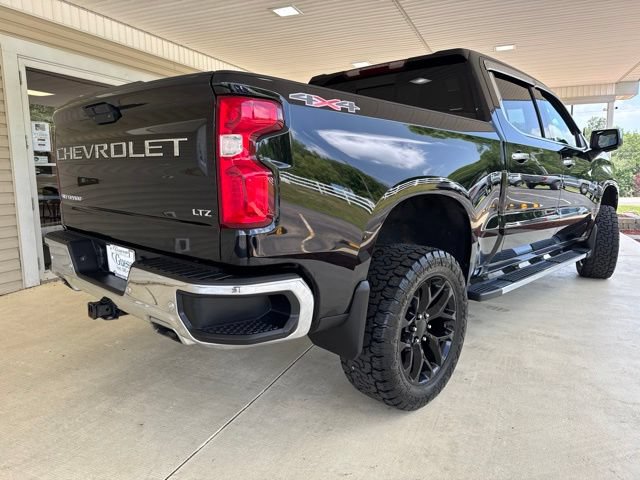 Used 2021 Chevrolet Silverado 1500 LTZ w/ LTZ Premium Package AWD/4WD image 7