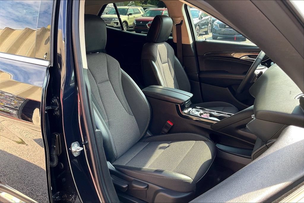 Used 2021 Buick Envision Preferred AWD/4WD image 7