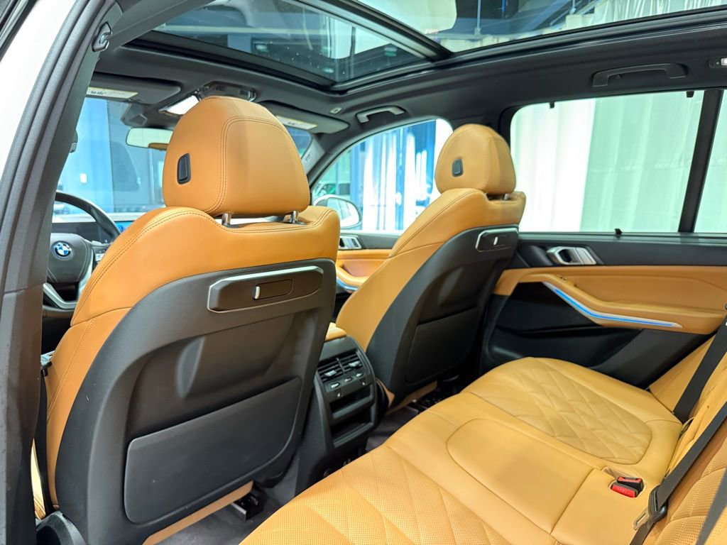 Certified 2024 BMW X5 xDrive50e image 25