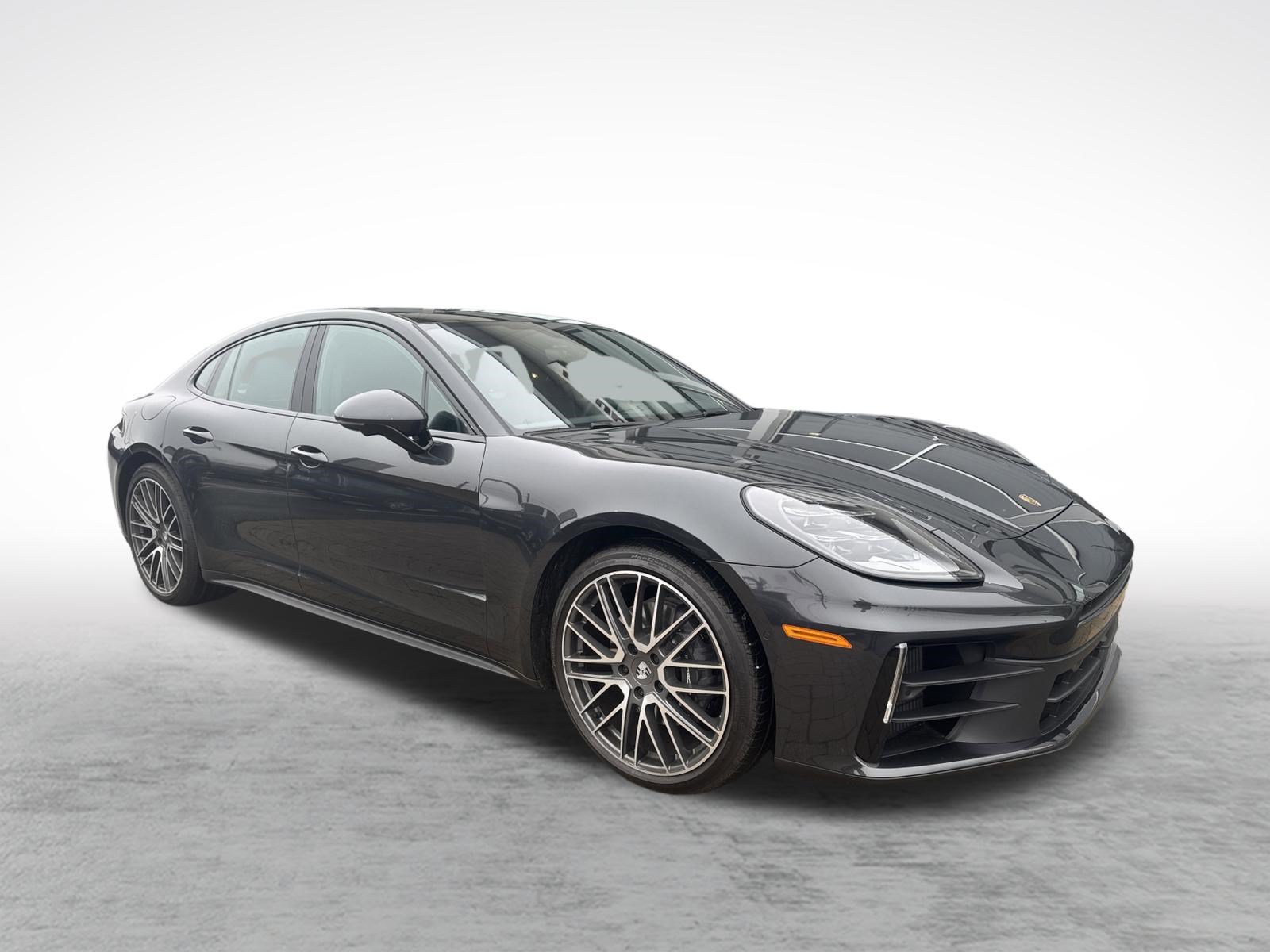 Used 2024 Porsche Panamera RWD image 8