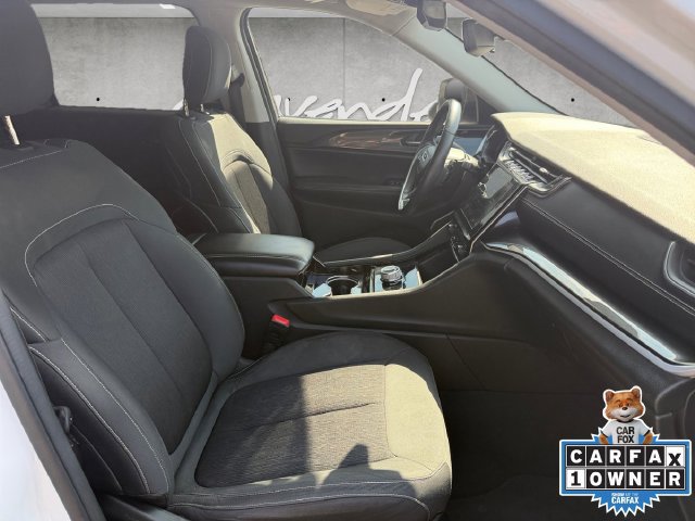 Used 2022 Jeep Grand Cherokee L Laredo w/ Luxury Tech Group I RWD image 24