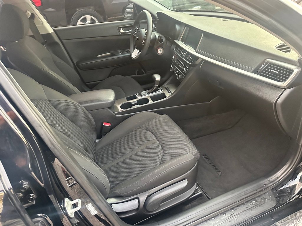 Used 2020 Kia Optima LX image 15