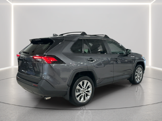 Used 2024 Toyota RAV4 XLE Premium w/ Weather Package AWD/4WD image 6