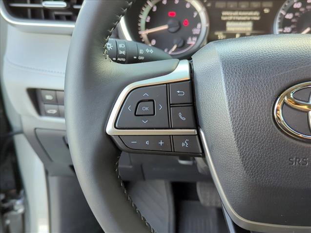 Certified 2026 Toyota Highlander XLE image 13