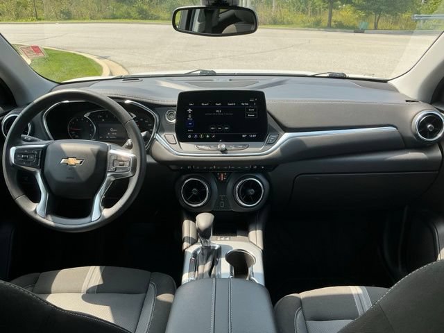 Used 2025 Chevrolet Blazer LT w/ Convenience Package AWD/4WD image 21