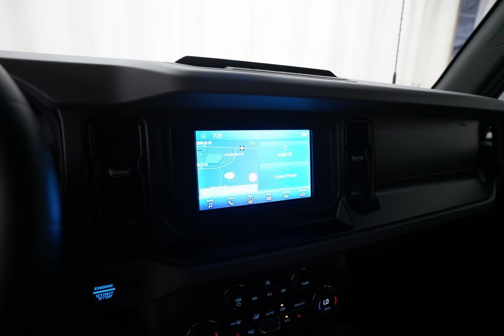 Used 2023 Ford Bronco Big Bend w/ Sasquatch Package image 6