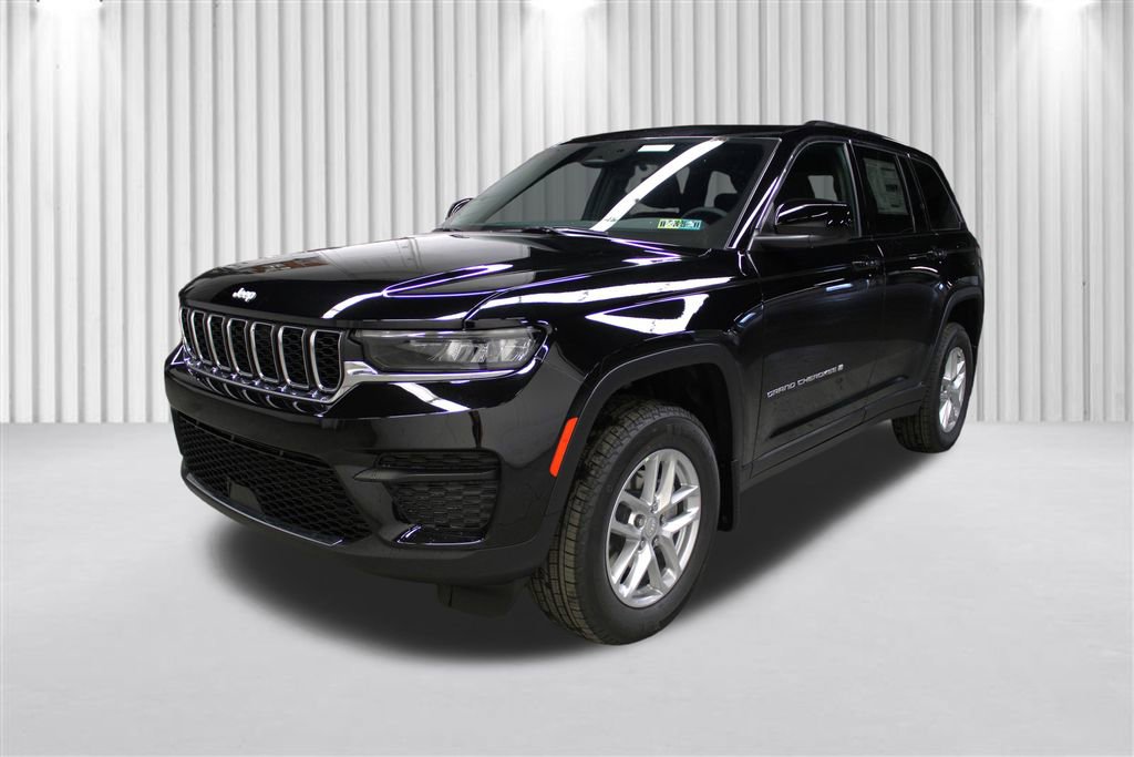 New 2025 Jeep Grand Cherokee Laredo w/ Luxury Tech Group I image 8