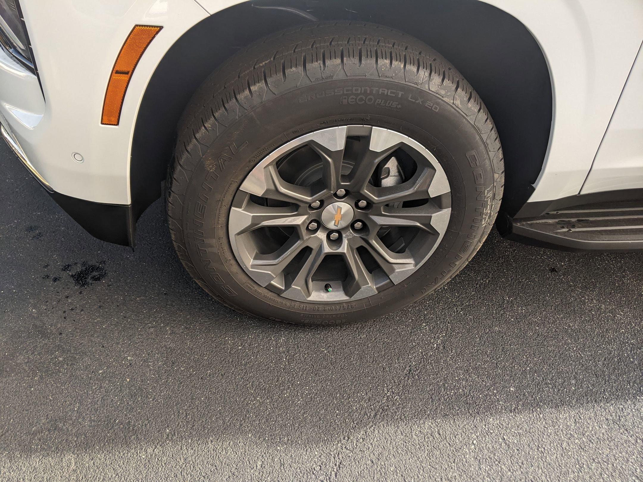 New 2026 Chevrolet Suburban LT w/ Comfort Package image 11