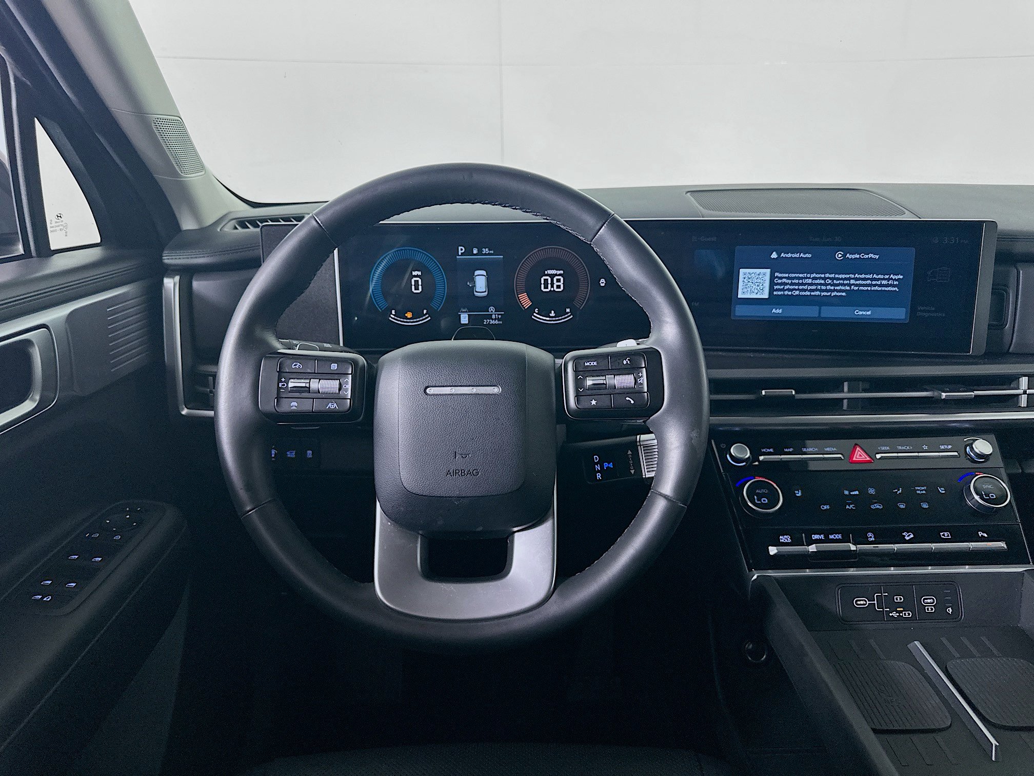 Used 2025 Hyundai Santa Fe SEL FWD image 17