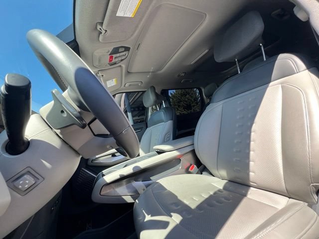 Certified 2026 Kia EV9 Wind AWD/4WD image 18