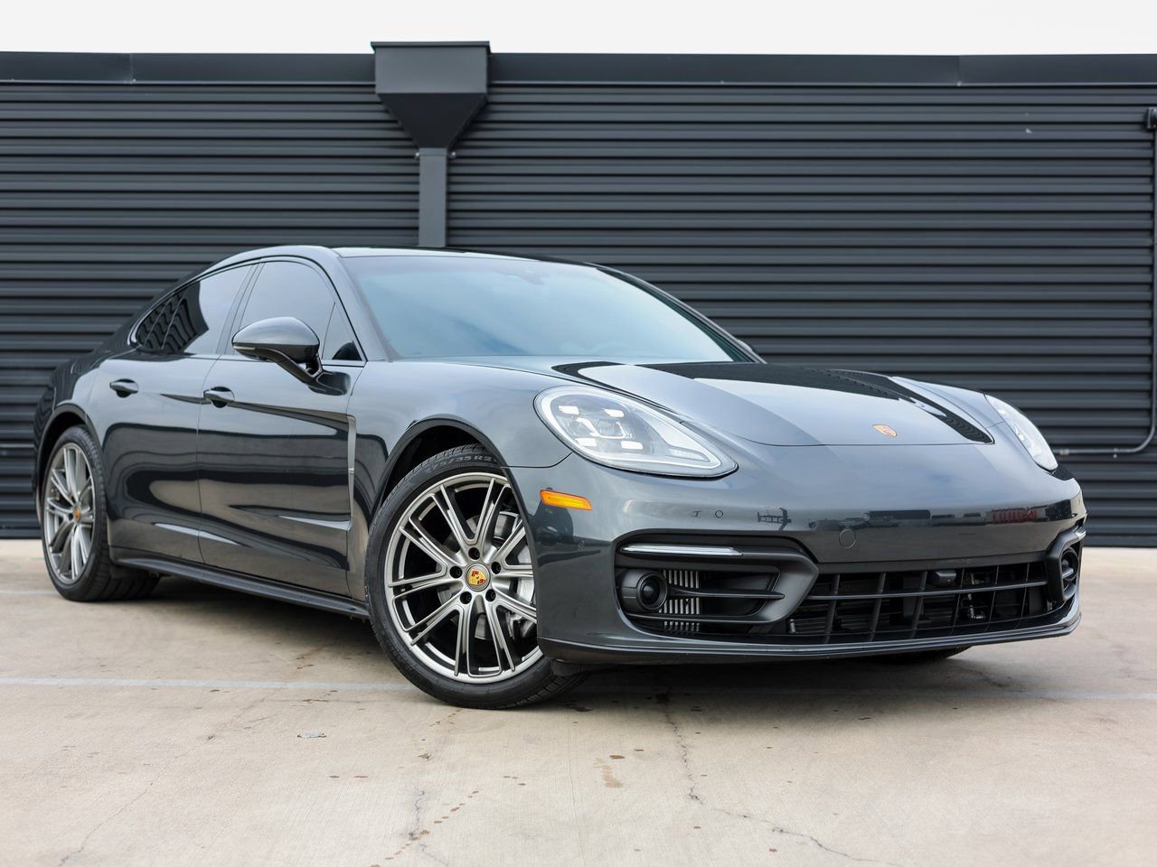 Certified 2023 Porsche Panamera Platinum Edition RWD image 9