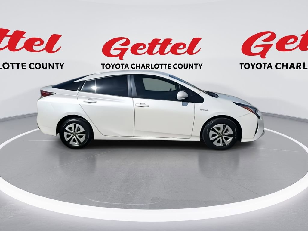 Used 2016 Toyota Prius Two image 9