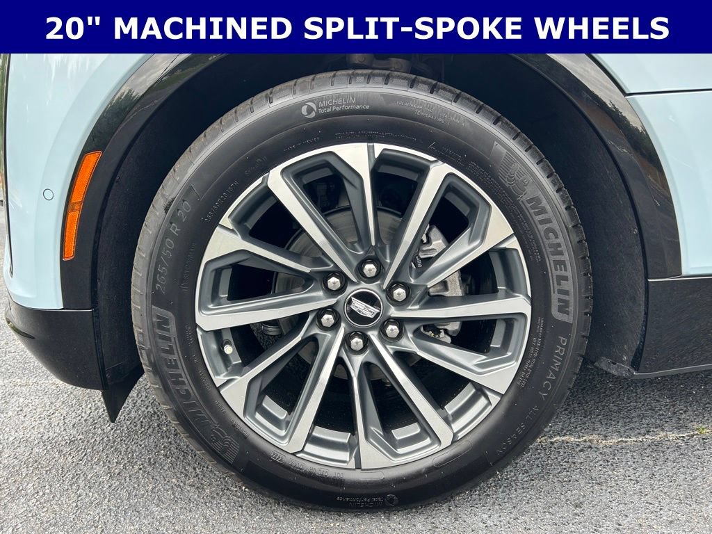 Used 2025 Cadillac Lyriq Sport RWD image 8