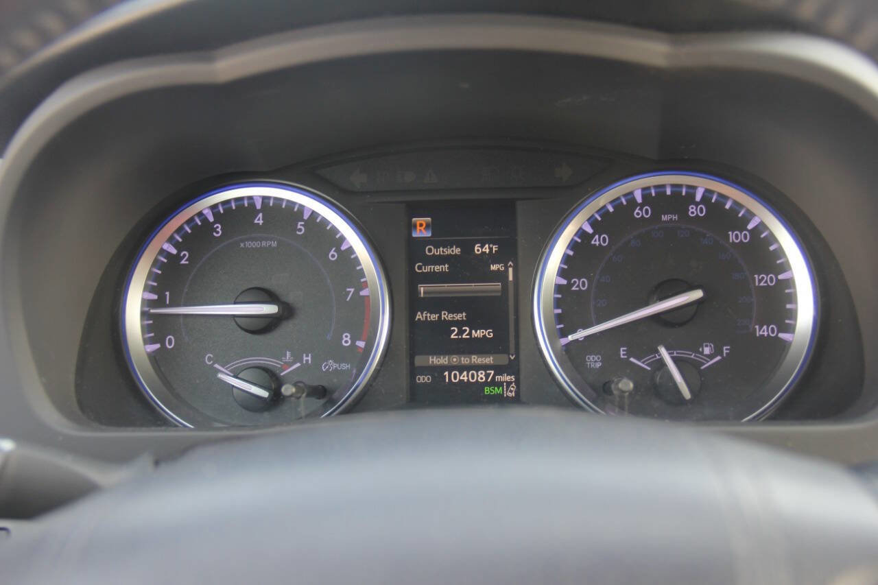 Used 2018 Toyota Highlander Limited AWD 4dr SUV image 34