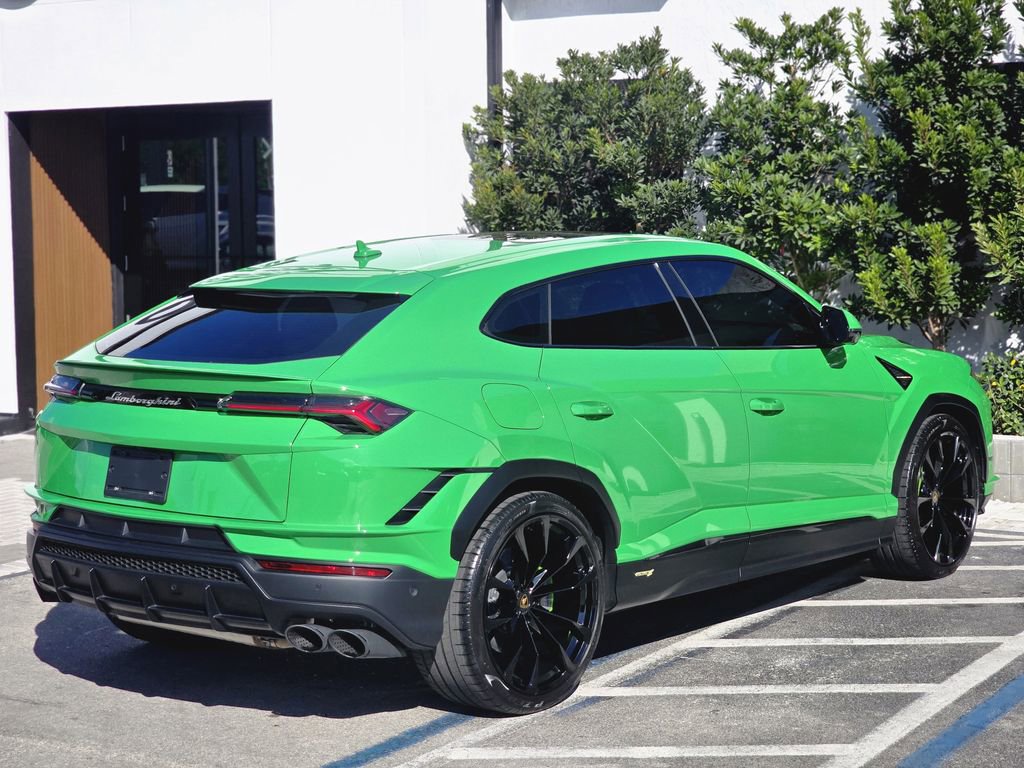 Used 2024 Lamborghini Urus S image 4