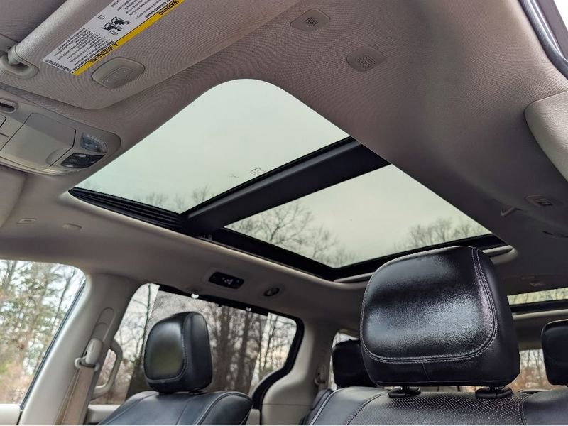 Used 2018 Chrysler Pacifica Limited w/ Advanced Safetytec Group image 17