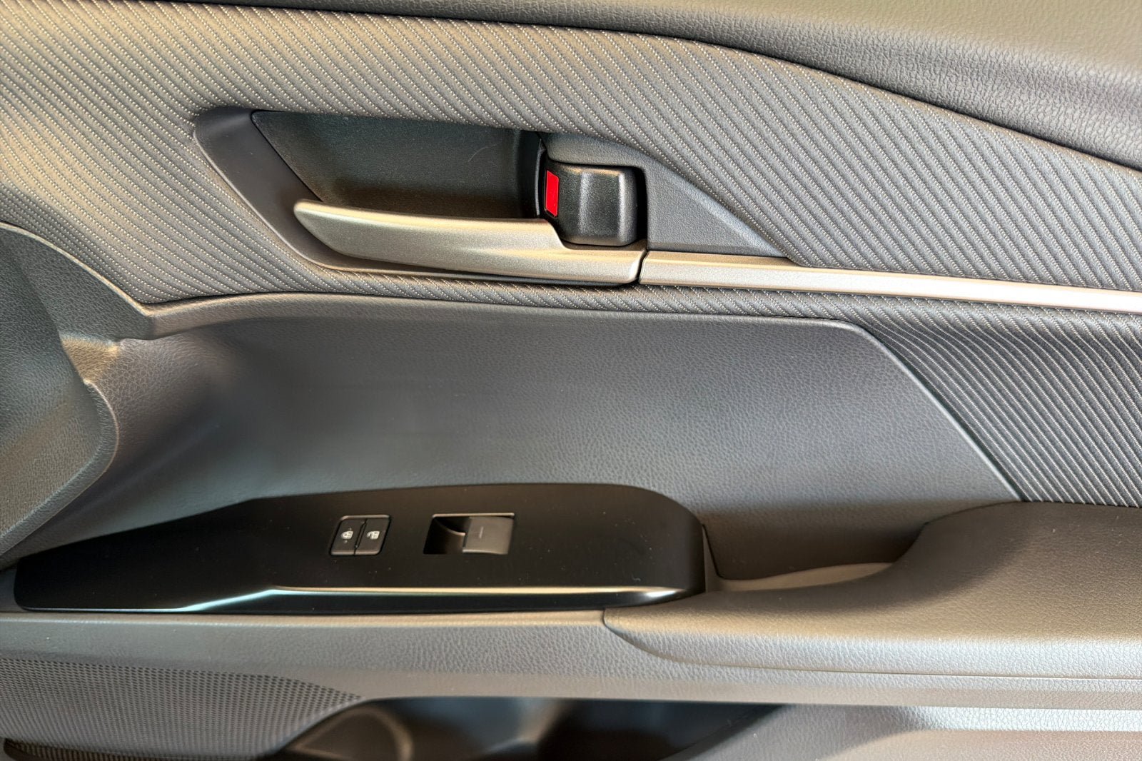 New 2026 Toyota Camry SE w/ Multimedia Upgrade Package FWD image 18
