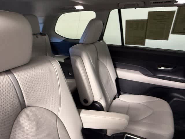Used 2026 Toyota Grand Highlander AWD image 55
