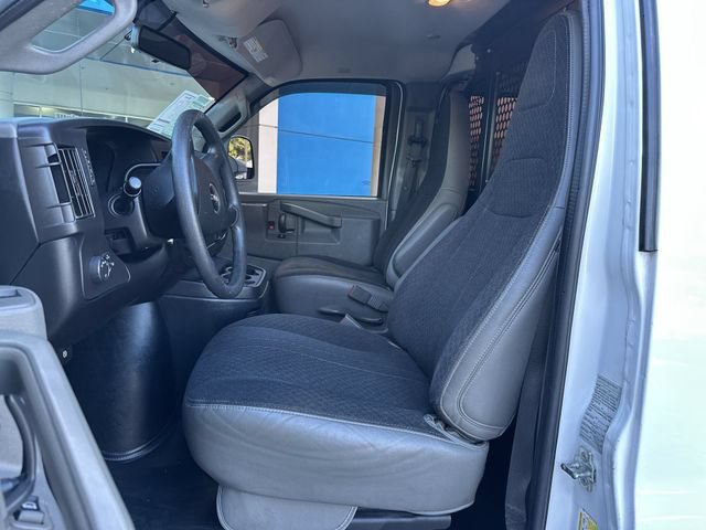 Used 2019 GMC Savana 2500 w/ Driver Convenience Package RWD image 30