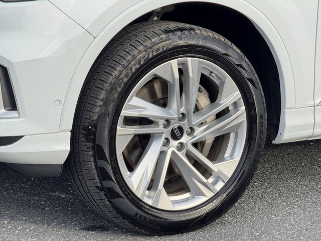 Certified 2023 Audi Q7 3.0T Premium Plus image 8