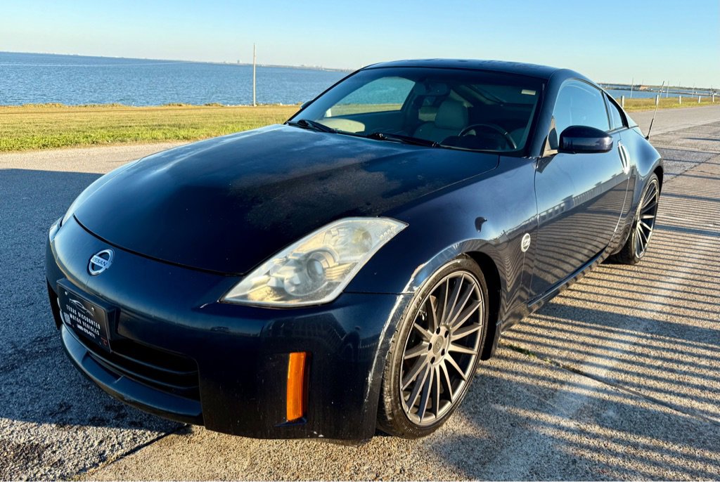 Used 2007 Nissan 350Z Touring w/ Cargo Convenience Pkg