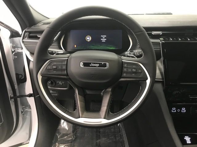 New 2025 Jeep Grand Cherokee Limited 4xe image 11