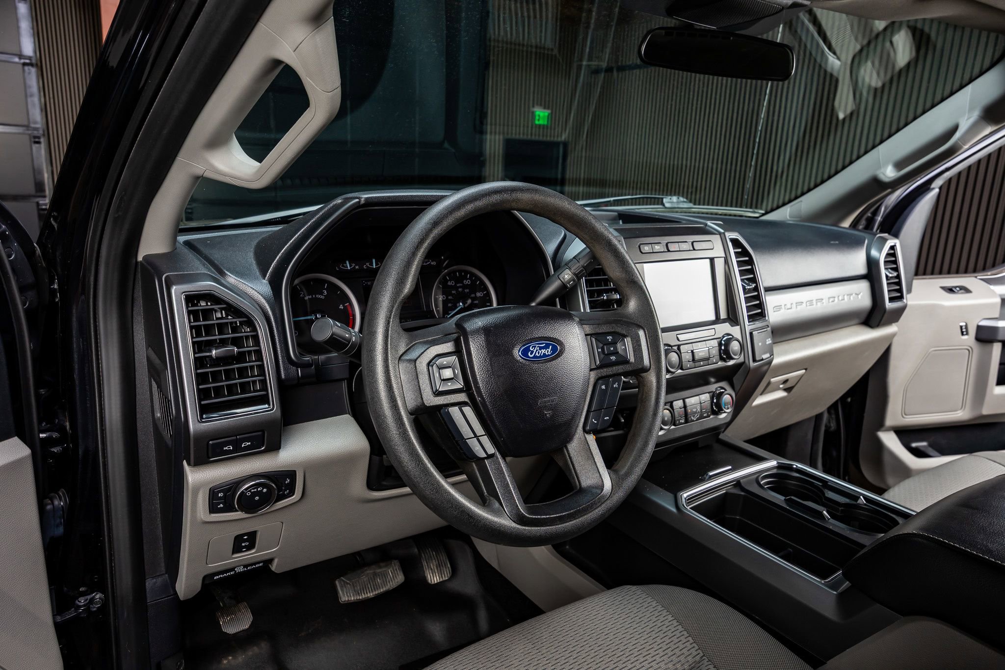 Used 2020 Ford F250 XLT w/ XLT Premium Package image 13