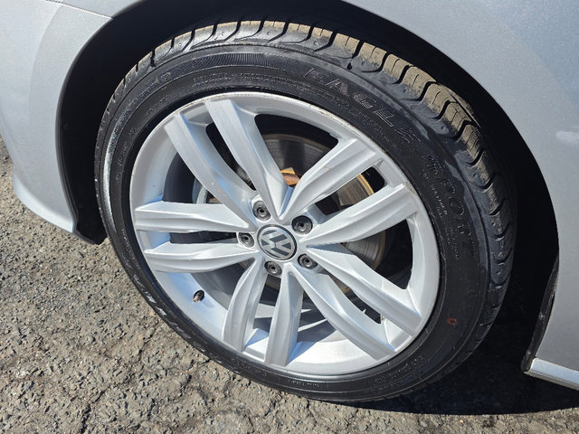Used 2018 Volkswagen Passat 2.0T SE image 27