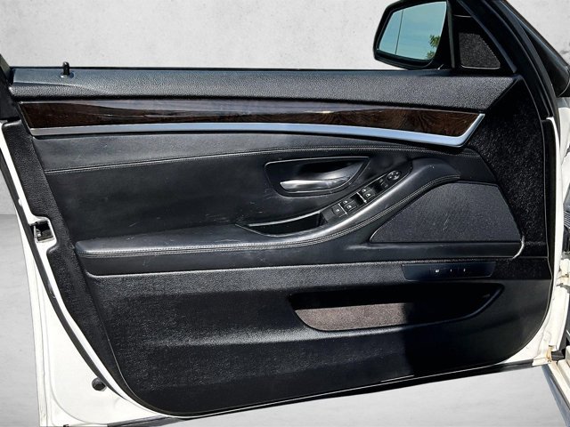 Used 2016 BMW 535i Sedan RWD image 17