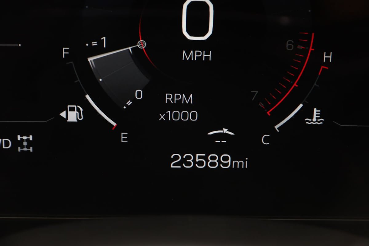 Used 2025 GMC Terrain Elevation w/ Technology Package II AWD/4WD image 34