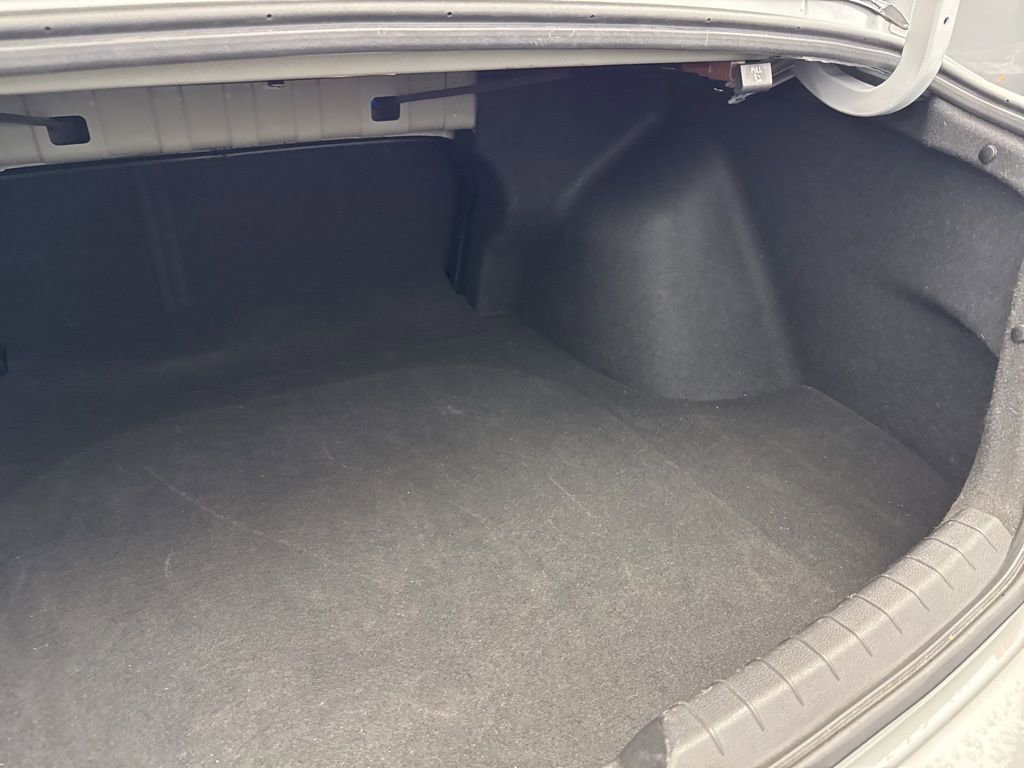 Used 2024 Kia K5 GT-Line image 37