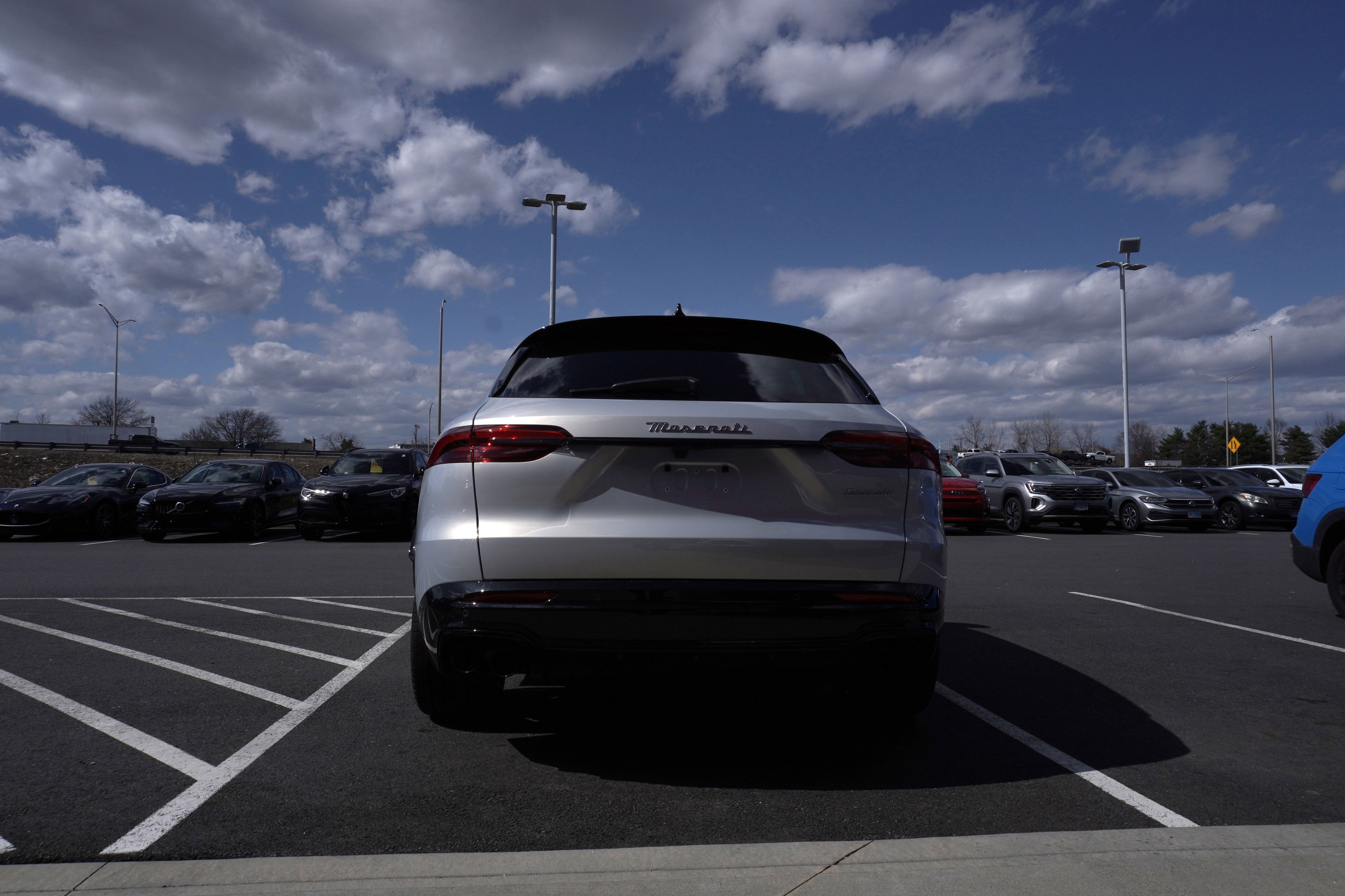 New 2025 Maserati Grecale Modena image 3