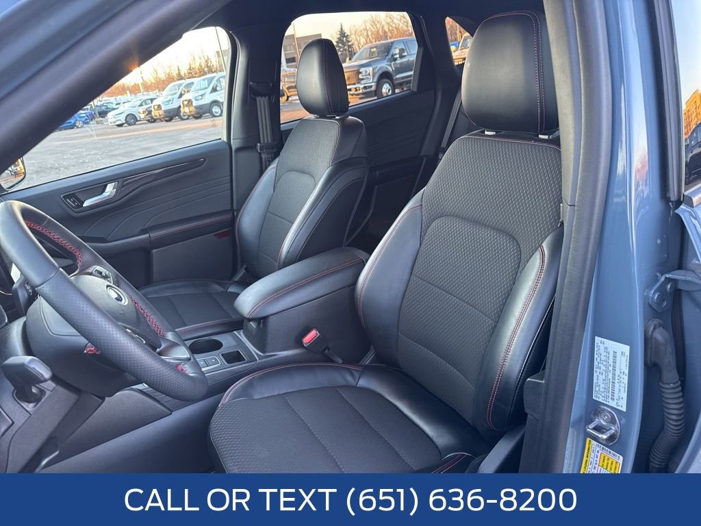 Used 2024 Ford Escape ST-Line w/ Tech Pack #1 image 27