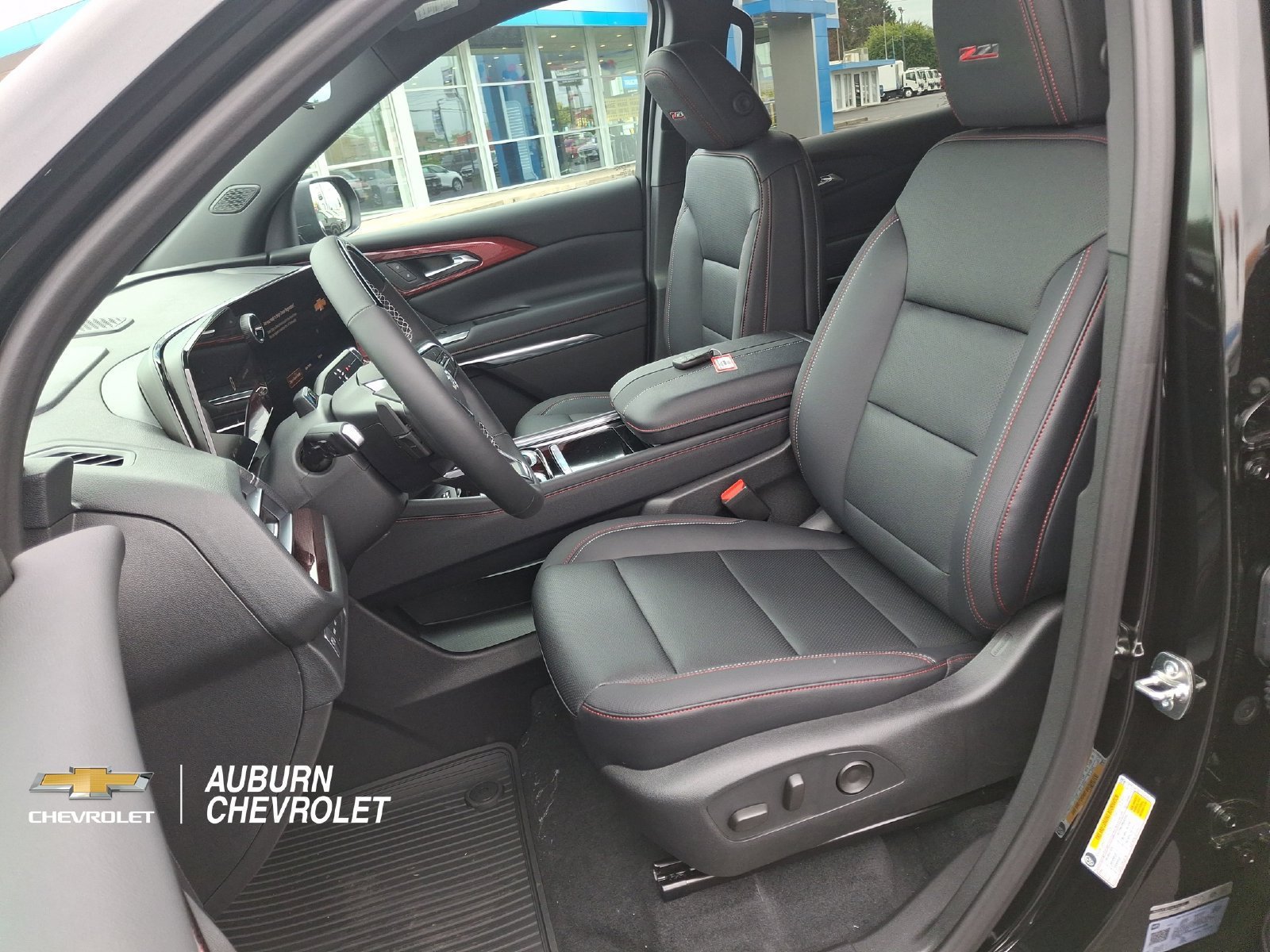 New 2026 Chevrolet Traverse Z71 w/ Enhanced Driving Package AWD/4WD image 16