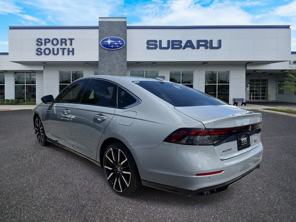 Used 2024 Honda Accord Touring image 5
