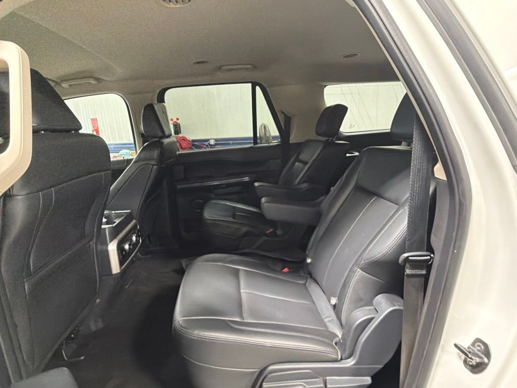 Used 2022 Ford Expedition Max XLT AWD/4WD image 12