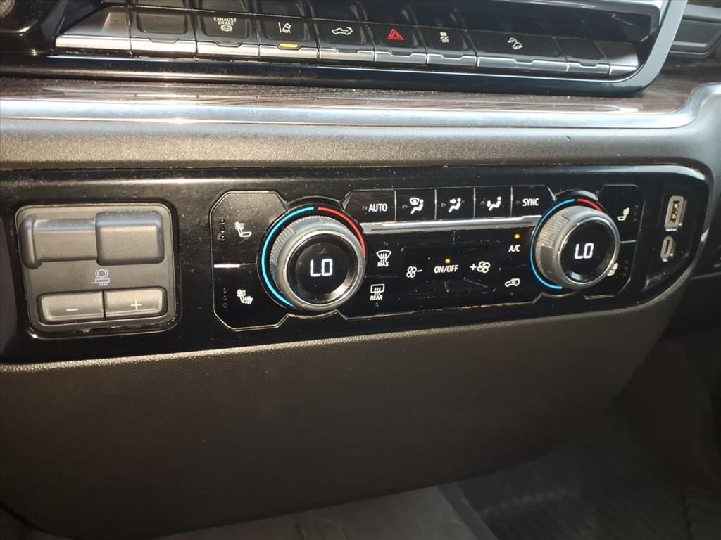 Used 2024 Chevrolet Silverado 2500 LT image 25