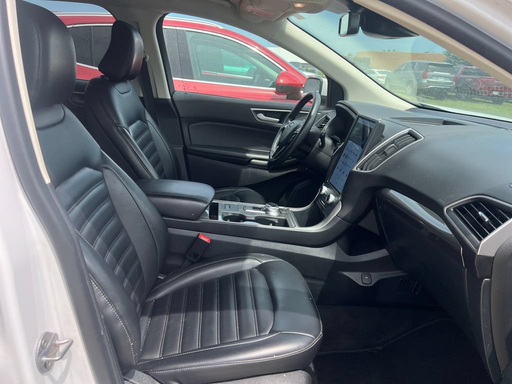 Used 2024 Ford Edge SEL AWD/4WD image 33