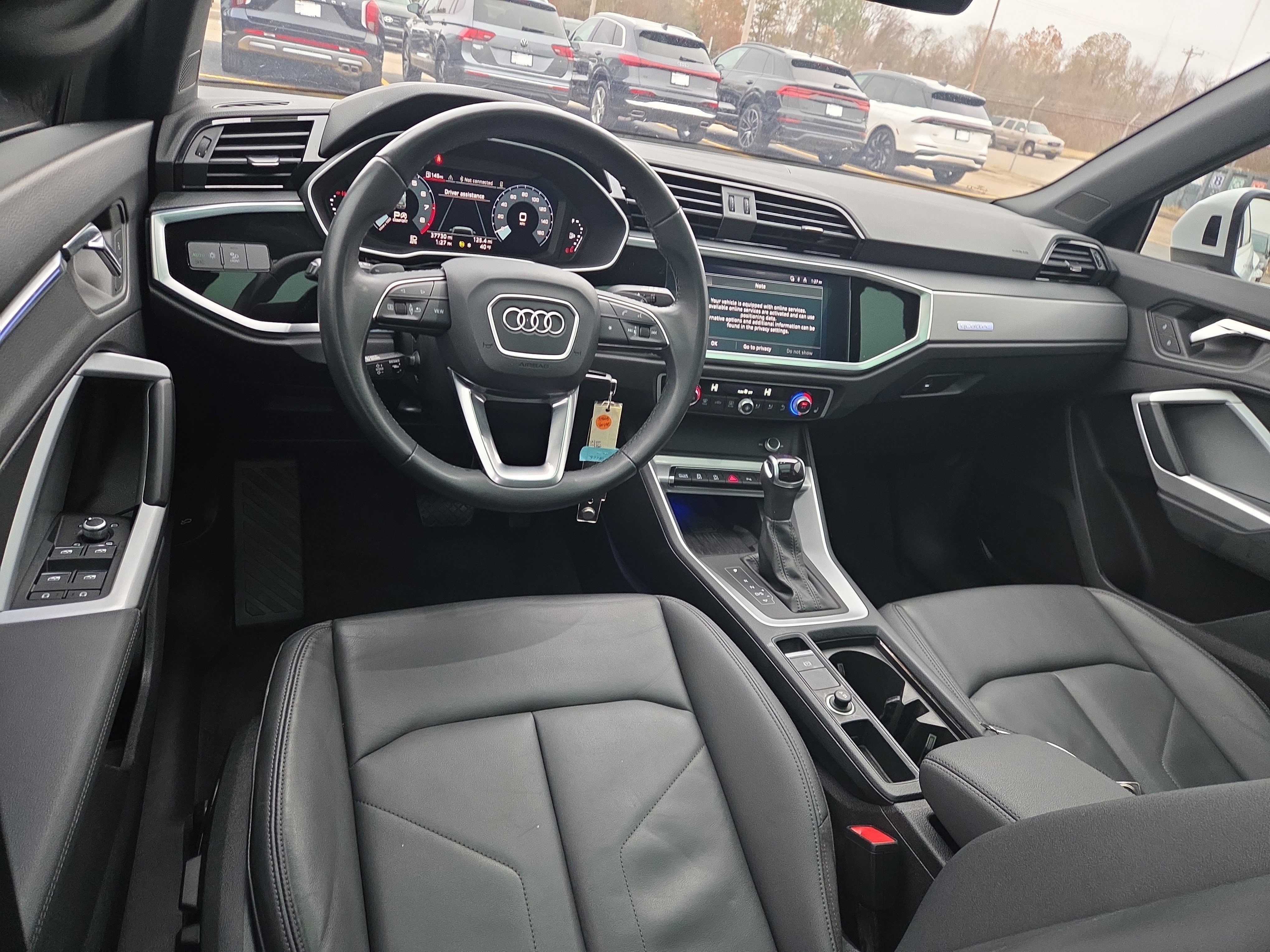 Used 2022 Audi Q3 2.0T Premium Plus w/ Premium Plus Package image 8