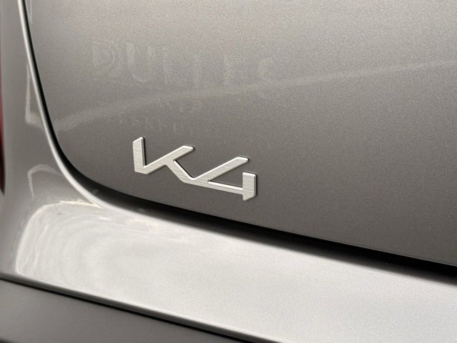 Used 2025 Kia K4 LXS image 17