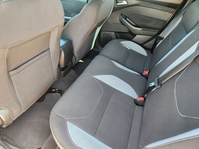 Used 2017 Ford Focus ST FWD image 32
