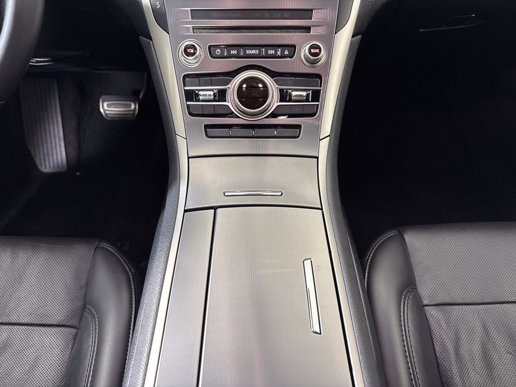 Used 2018 Lincoln MKZ Reserve w/ Technology Package FWD image 23
