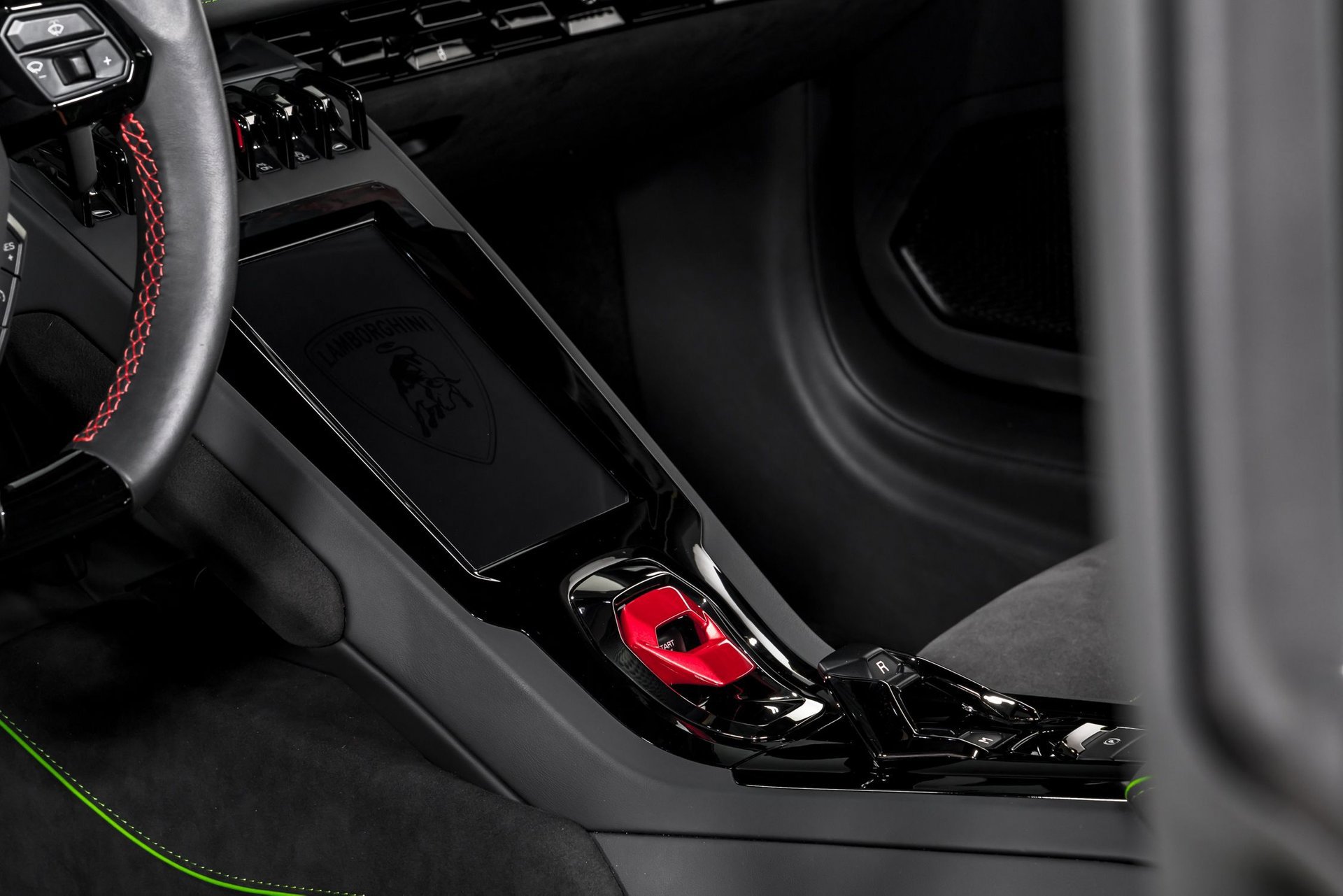 Used 2023 Lamborghini Huracan EVO image 22