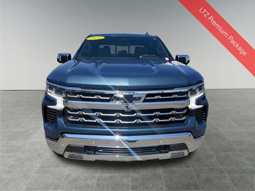 Used 2024 Chevrolet Silverado 1500 LTZ w/ LTZ Premium Package AWD/4WD image 10